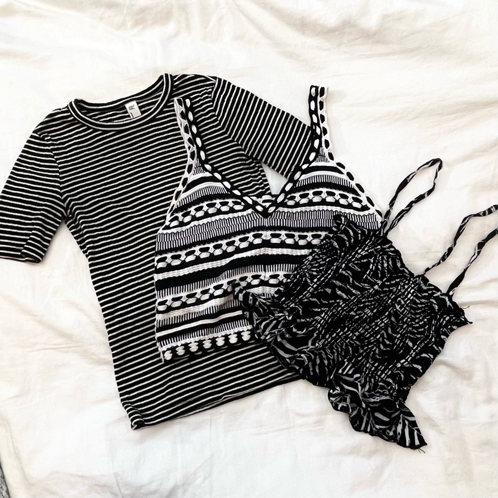 Black & White top bundle!